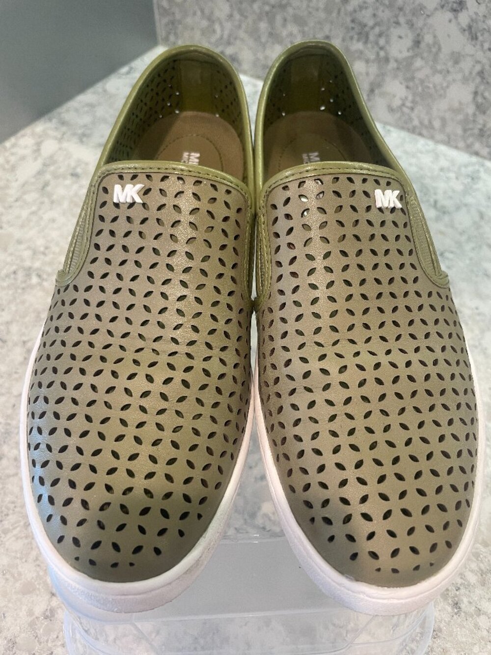 MICHAEL KORS OLIVIA SLIP ON SNEAKER PERFORATED OREGANO GREEN SIZE 7 PREOWNED